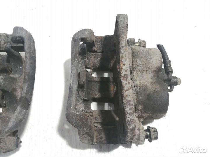 Суппорт передний Мазда mpv 2 Mazda Mpv LW 2.5 GY-D