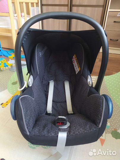 Автокресло Maxi cosi cabriofix 0-13 кг