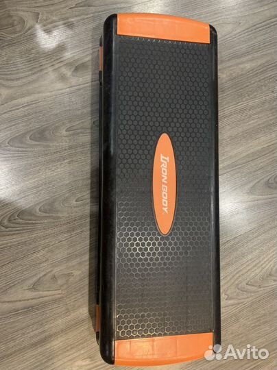 Степ-платформа