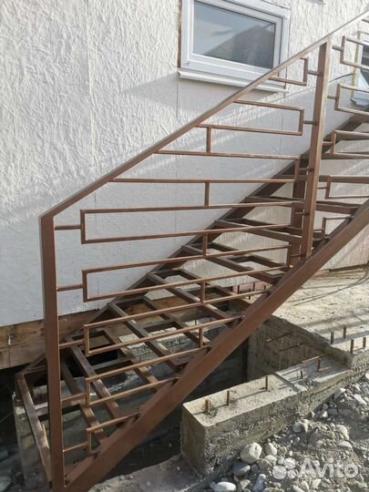 Лестница уличная из металла