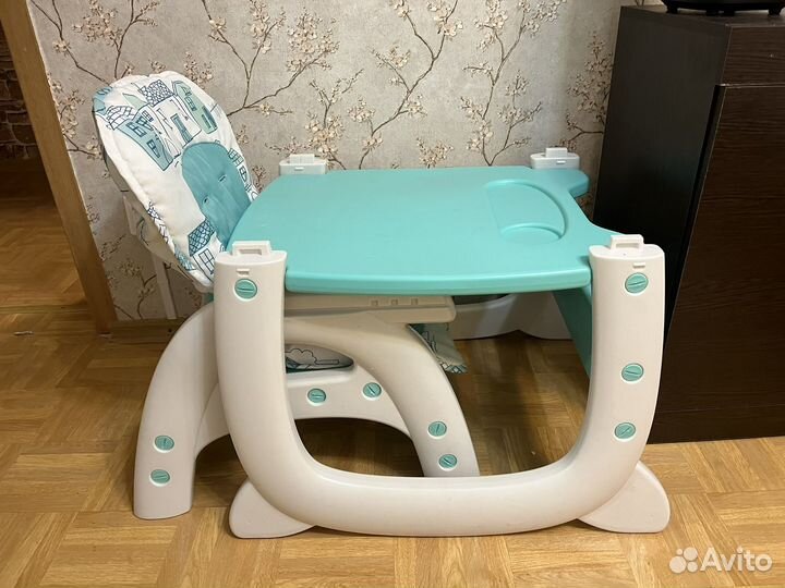Детский стульчик для кормления