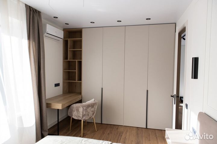 Шкаф распашной на заказ