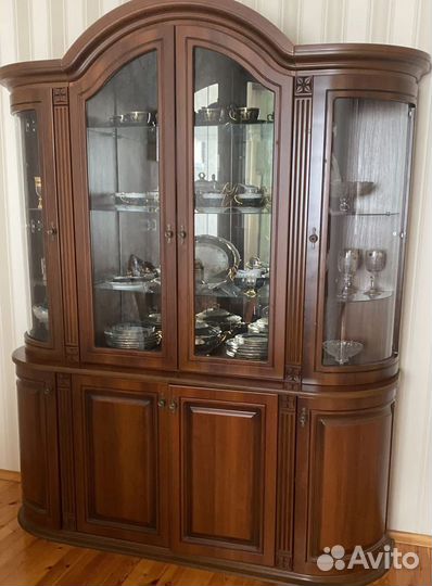 Шкаф для посуды горка