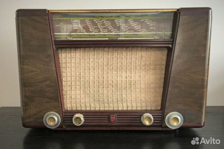 Ламповый радиоприёмник Philips