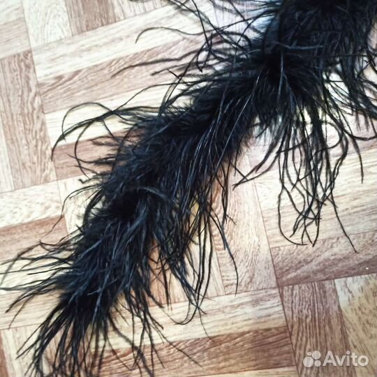 Перьевой воротник