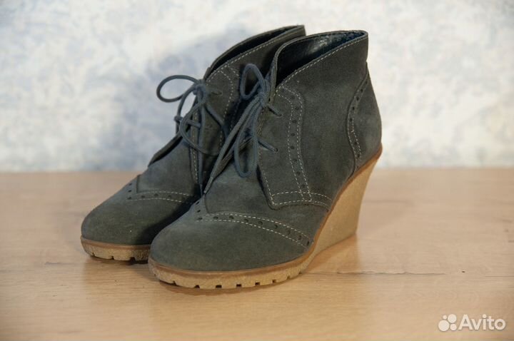 Ботильоны на высокой платформе