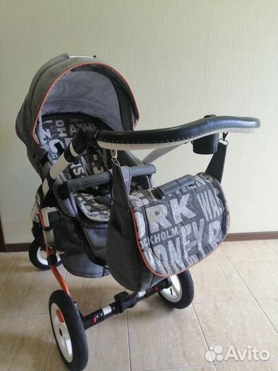 Продам детскую Коляску Adamex Barletta 2 в 1