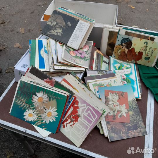 Открытки разные цена договорная