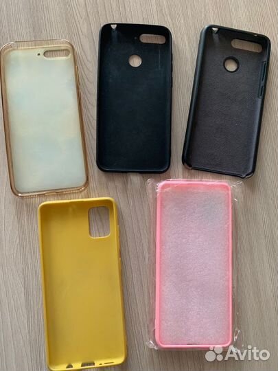Чехлы на телефон