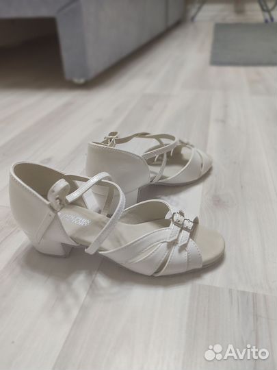 Профессиональные туфли для танцев dolphin