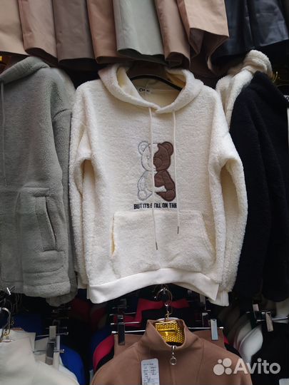 Одежда теплая женская