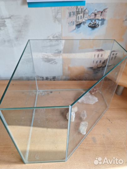 Аквариум угловой