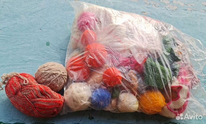 Пакет пряжи для вязания 90х годов