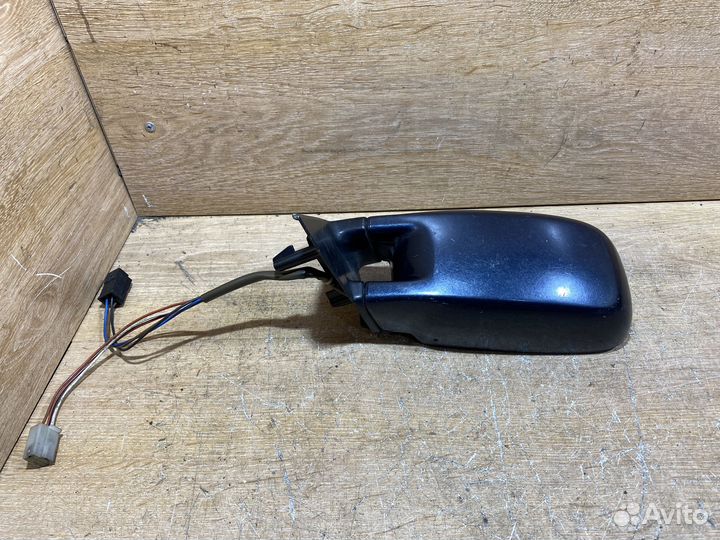 Зеркало левое VW Passat B4 Арт. 7721343