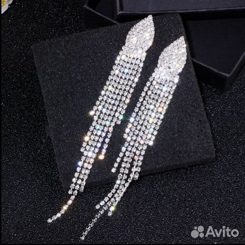 Женские длинные серьги с кисточками