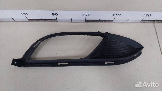 Рамка противотуманной фары правой Kia Cerato YD 20