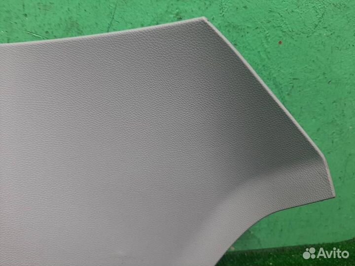 Обшивка левой стойки Mercedes Benz E-class W212 2