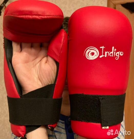 Перчатки для смешанных единоборств