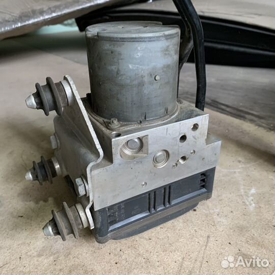 Блок ABS Audi A8 D4/4H 4H0907379C