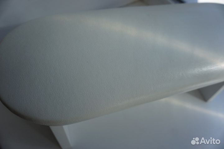 Подставка маникюрная новая