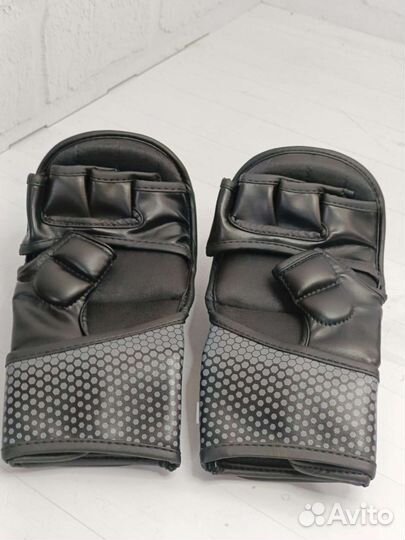 Перчатки крабы