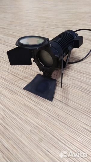 Накамерный свет