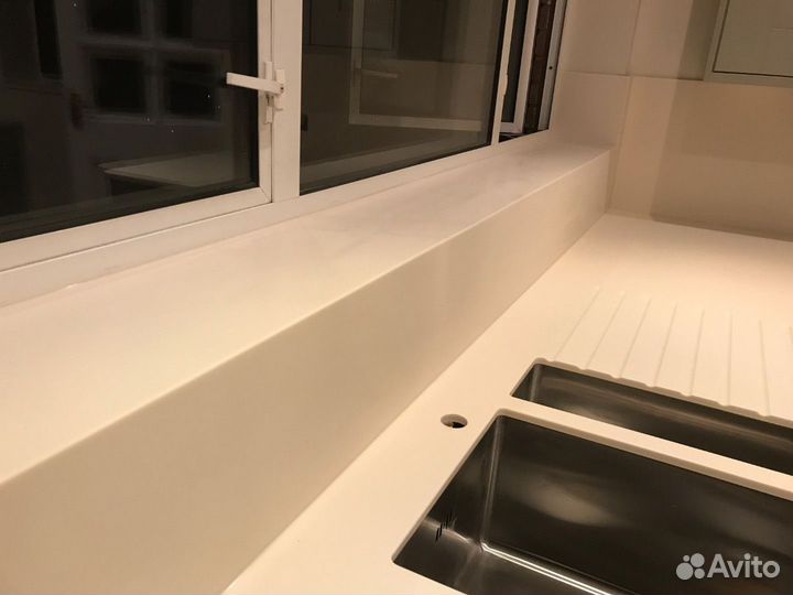 Раковина из искусственного камня из кварца