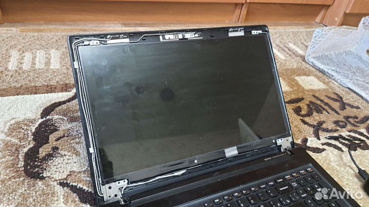 Матрица ноутбука 15'6 с дефектом