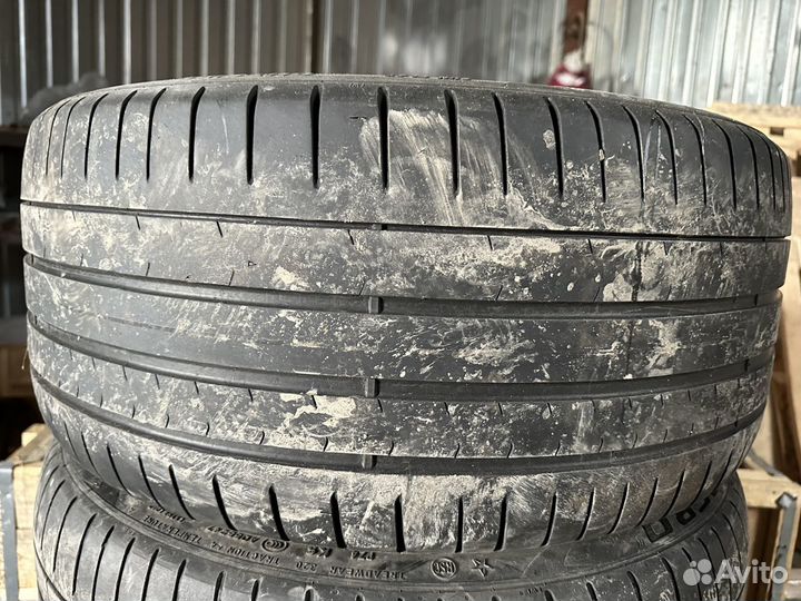 Pirelli P Zero 225/40 R19 и 255/35 R19