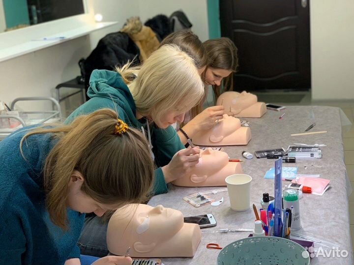 Обучение Курсы по Наращиванию ресниц Повышение