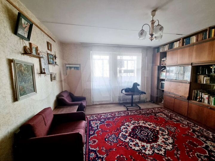 2-к. квартира, 52 м², 4/9 эт.