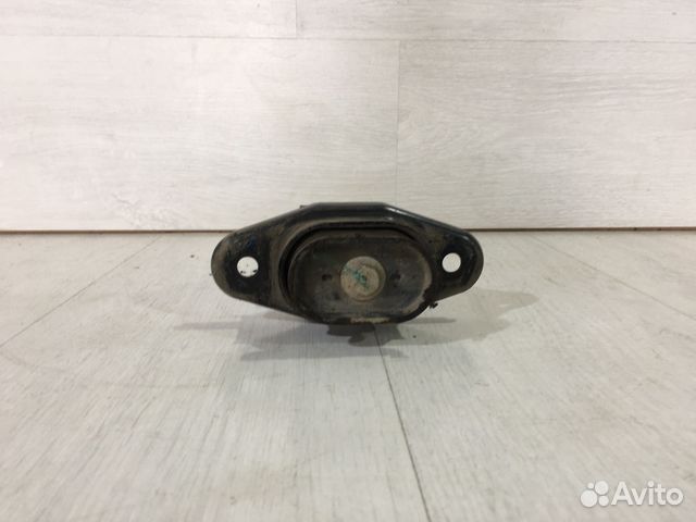 Опора двигателя KIA RIO 4 1.4 ат седан