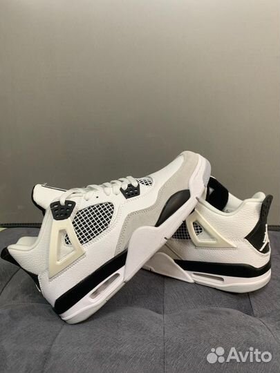 Кроссовки nike air jordan 4 retro