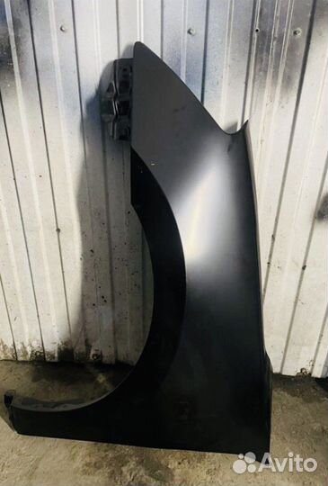 Крыло переднее левое Nissan almera G15