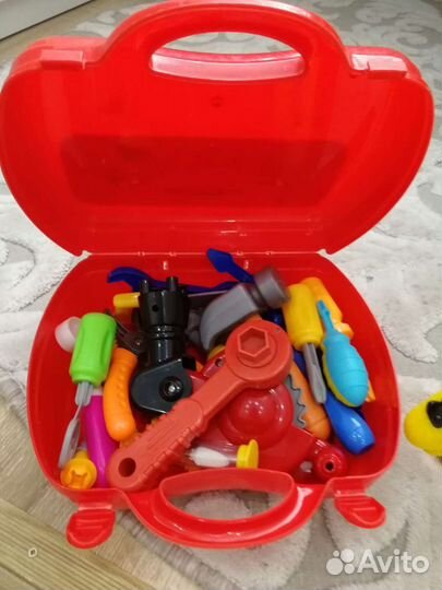 Набор инструментов + игрушка для разбора