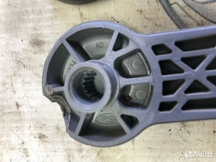 Ручка для стеклоподъёмника Ford mondeo 1