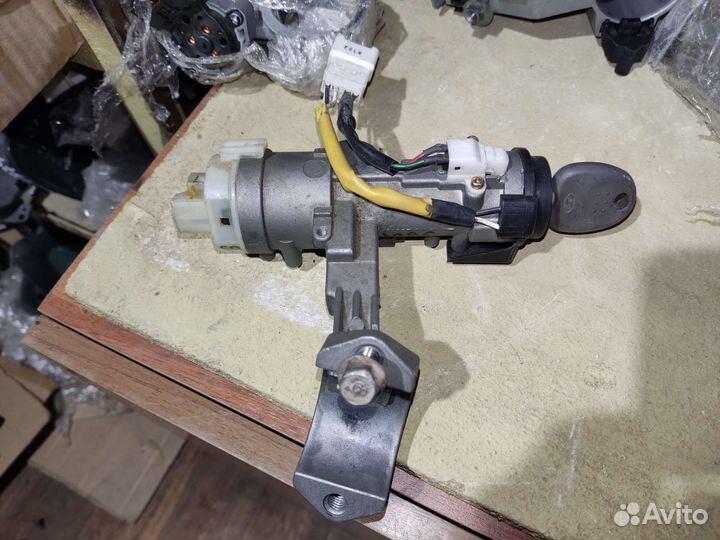 Замок зажигания Hyundai elantra xd 2.0