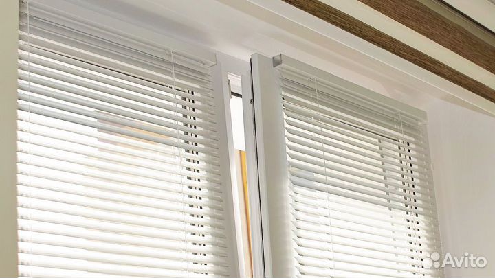 Жалюзи горизнт.алюм.новые белые50х155см;40х155см