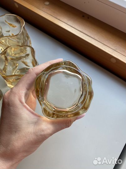 Стаканы новые из цветного стекла