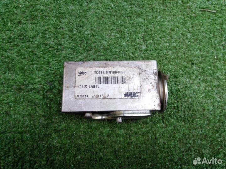 Клапан кондиционера Renault Duster F4RA400 2013