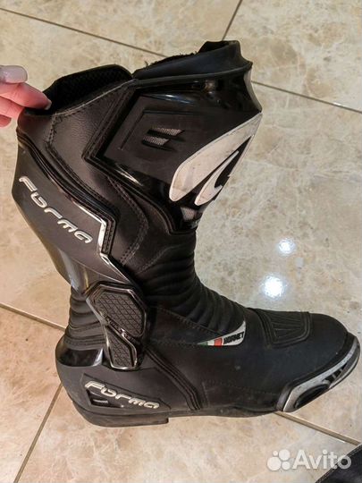 Мотоциклетная форма