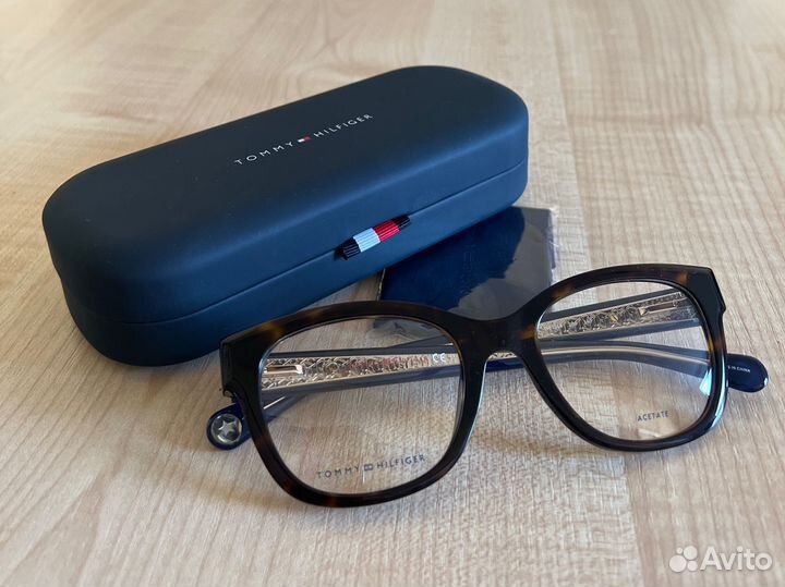 Оправа Tommy Hilfiger новая оригинал женская
