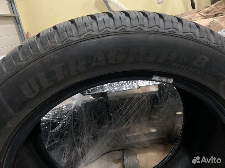 Goodyear UltraGrip 8 Performance 285/45 R20