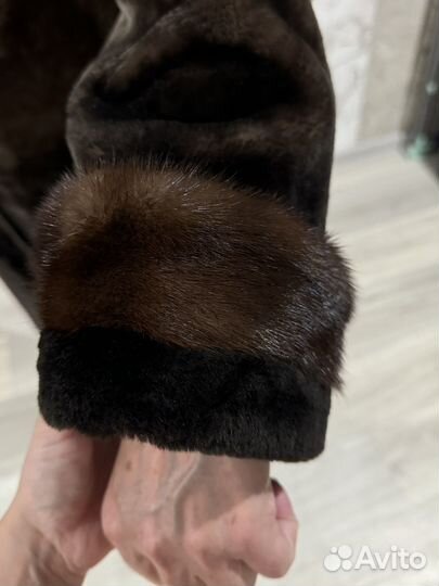 Шуба мутоновая с норкой 48