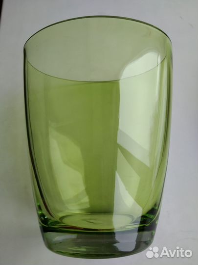 Ваза зелёное стекло