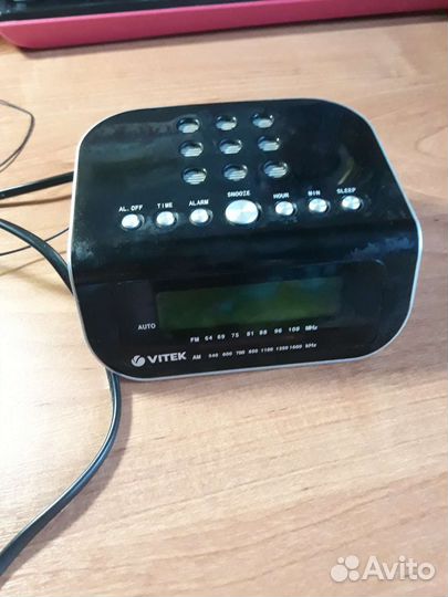 Радиочасы Vitek vt-6601