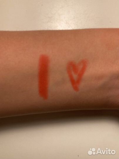 Помада для губ