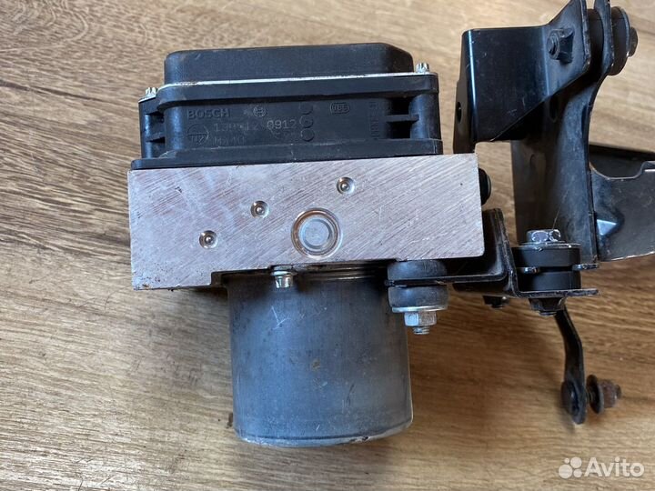 Infiniti fx qx s51 насос abs