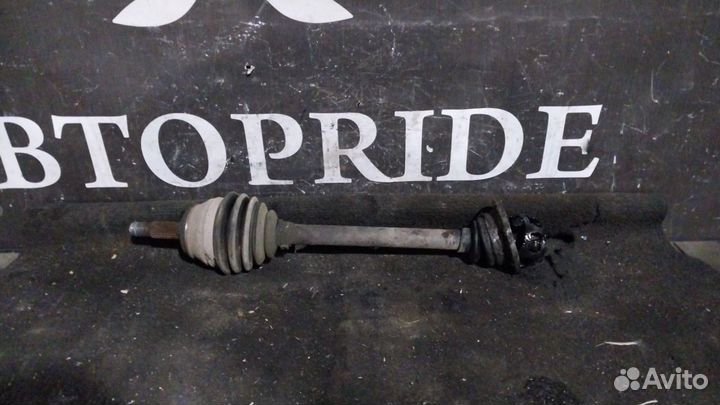 Короткий привод Volkswagen Golf 3