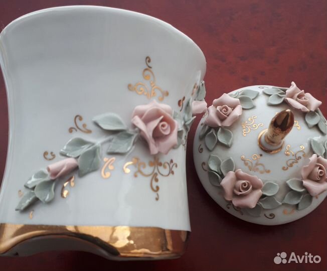 Фарфор.Авторская работа.Шкатулка